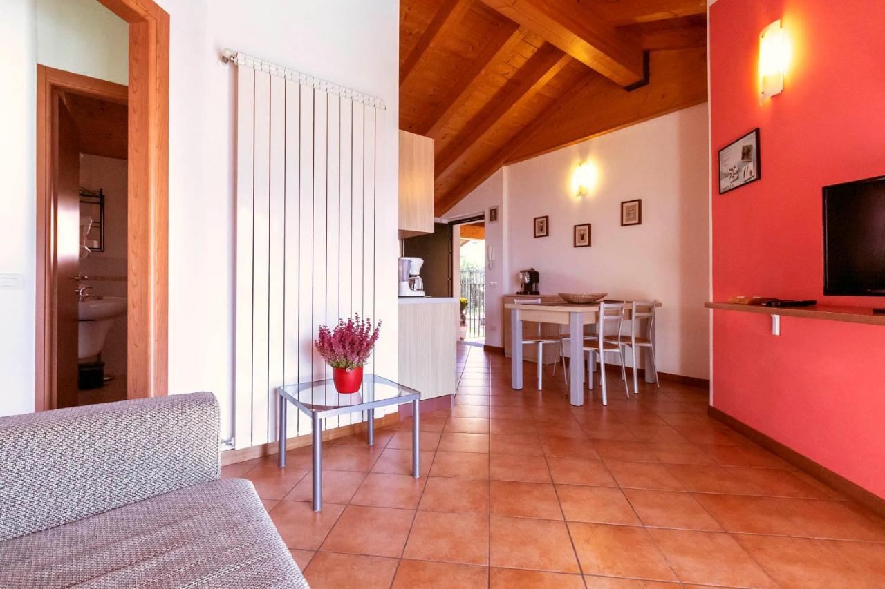 La Collina Degli Ulivi Apartamento Vercana Exterior foto