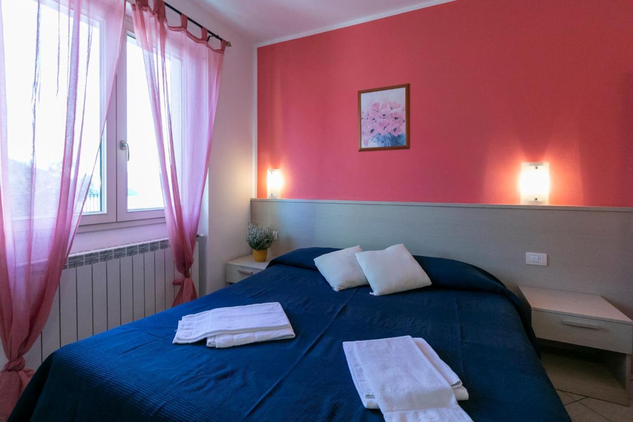 La Collina Degli Ulivi Apartamento Vercana Exterior foto